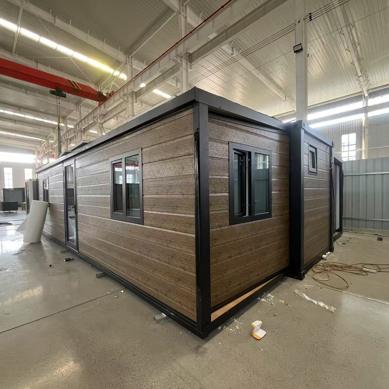 Viviendas Móviles y Vallas Premium: Calidad y Diseño para tu Hogar